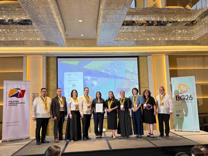 8990 HDC Receives 2-Star BERDE Certification for Urban Deca Homes Banilad